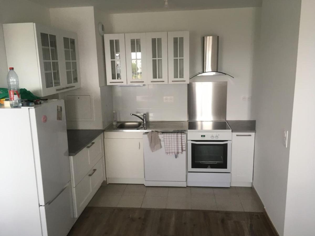 3 Room Flat In Parklane - 1,5Km Disney Serris Exteriér fotografie